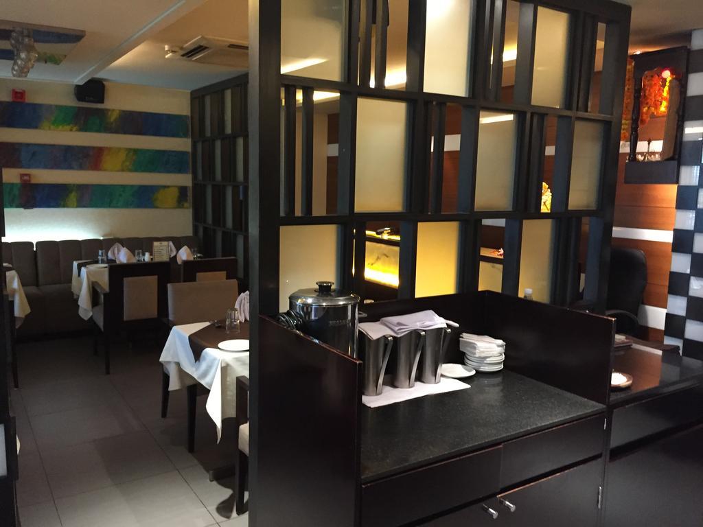 Hotel Caspia Pro Greater Noida Ngoại thất bức ảnh