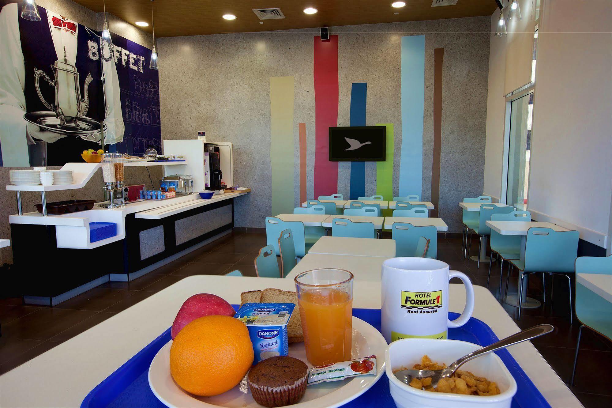 Hotel Caspia Pro Greater Noida Ngoại thất bức ảnh